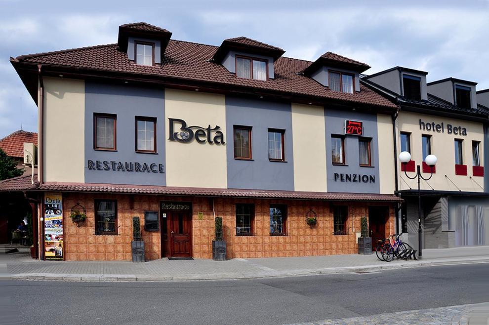 Hotel Beta Bzenec Esterno foto